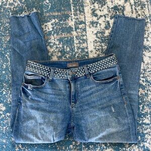 DL1961 Jeans straight leg studded waistband - Size 27/28 runs a bit big